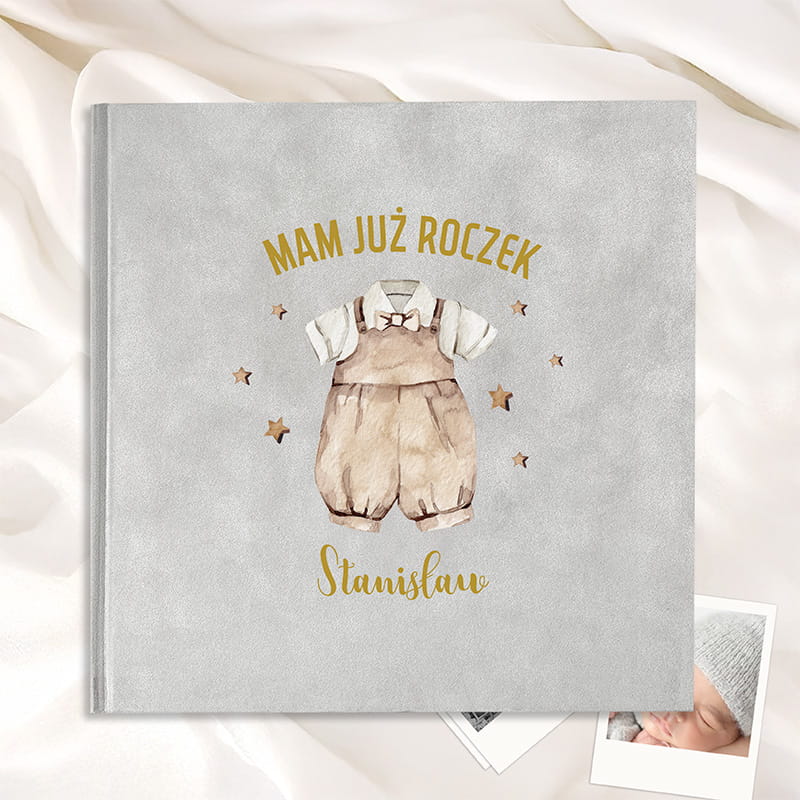 Welurowy album na roczek dla chłopca
