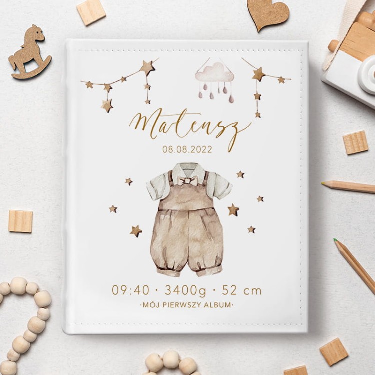 Album na zdjęcia z personalizowaną metryczką