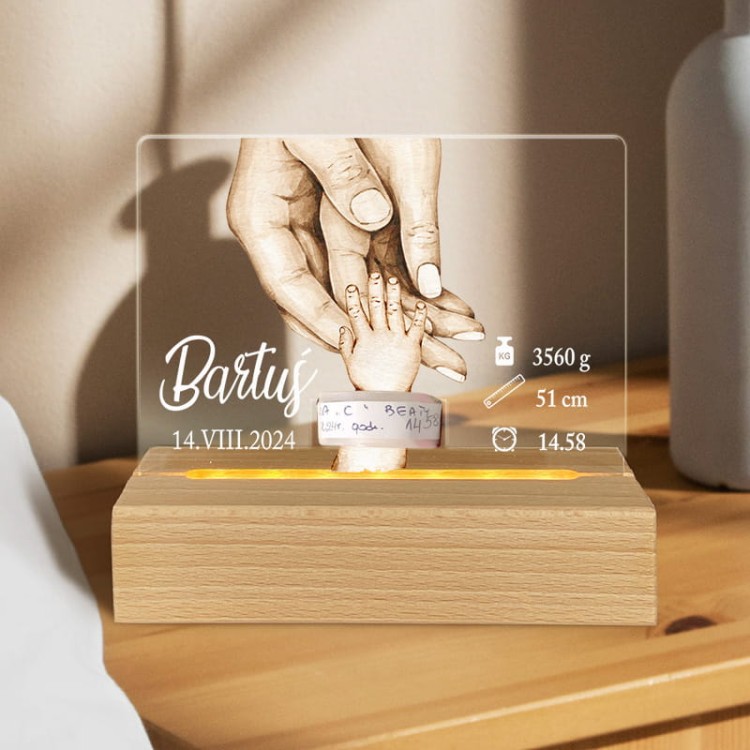 Tabliczka podświetlana z metryczką i miejscem na szpitalną opaskę prezent na narodziny