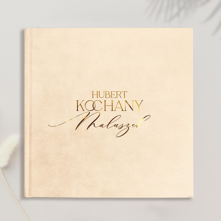 Zestaw prezentowy z albumem na zdjęcia.