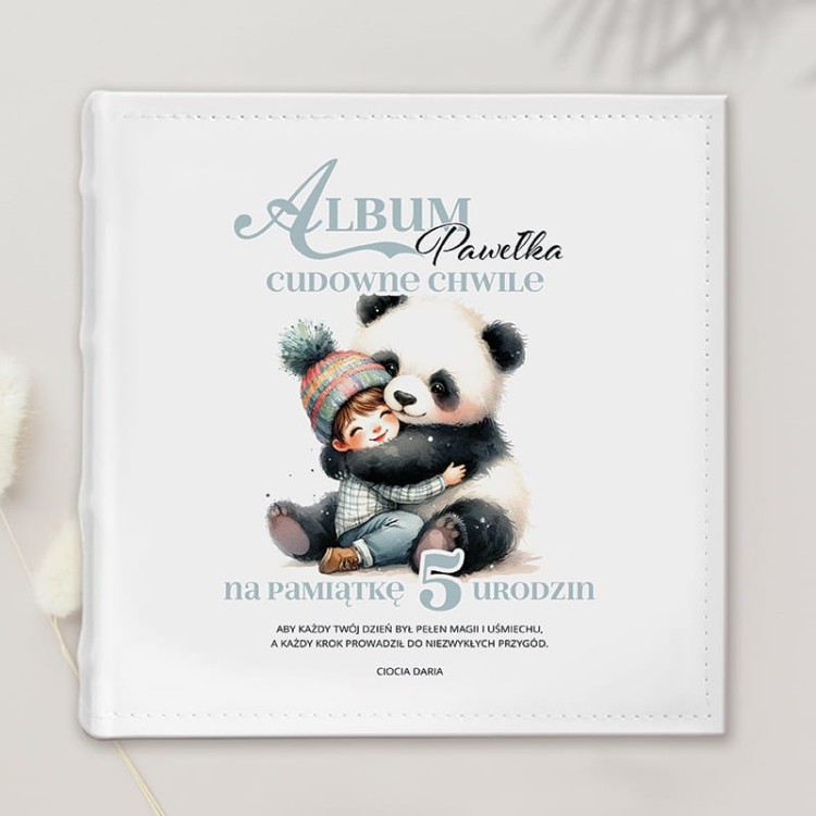 album-kieszeniowy-dla-dziecka-z-personalizacja-urodzinki-dziecka-panda.jpg