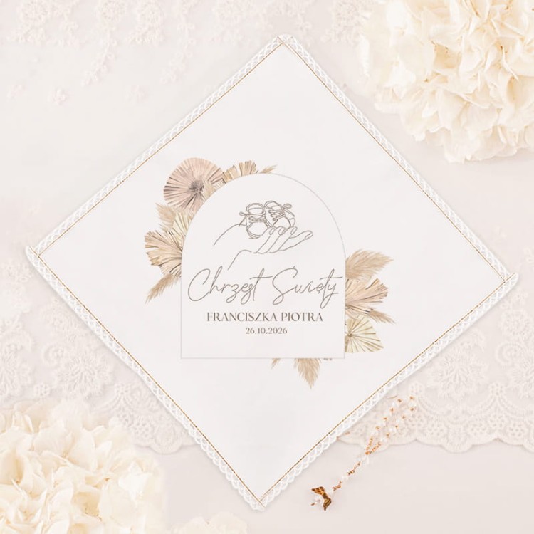 Personalizowana-szatka-na-Chrzest-Swiety.-Chustka-z-imieniem-i-data-Chrztu.jpg