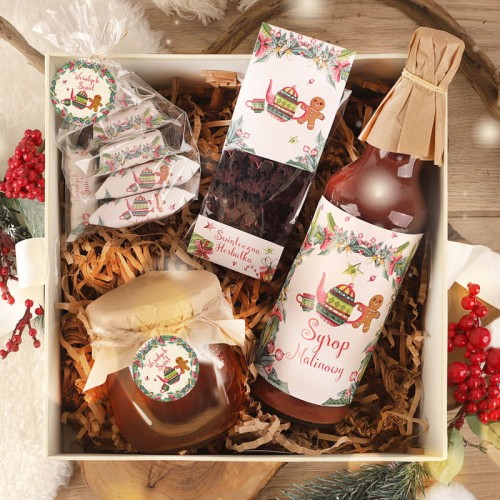 Zestaw prezentowy na święta z herbatą i słodkościami