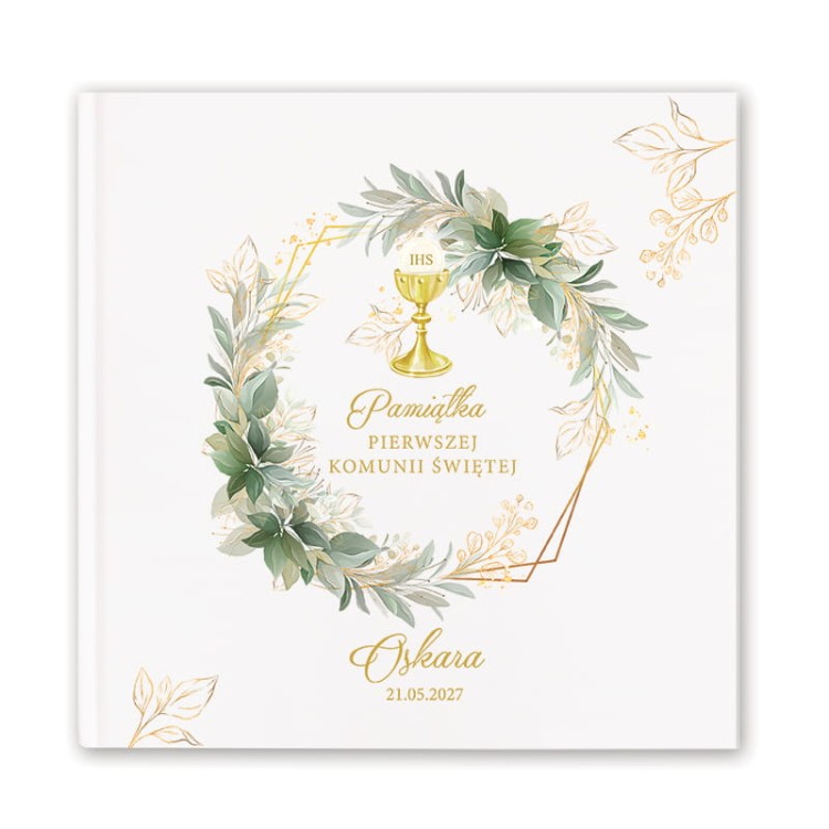 Księga komunijna z personalizowaną okładką.