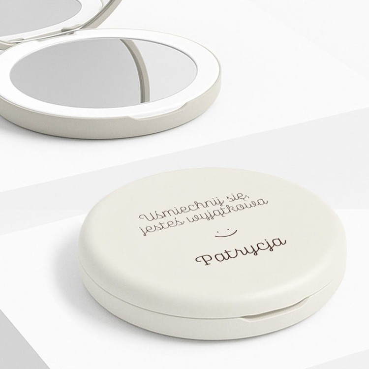 Lusterko led z napisem