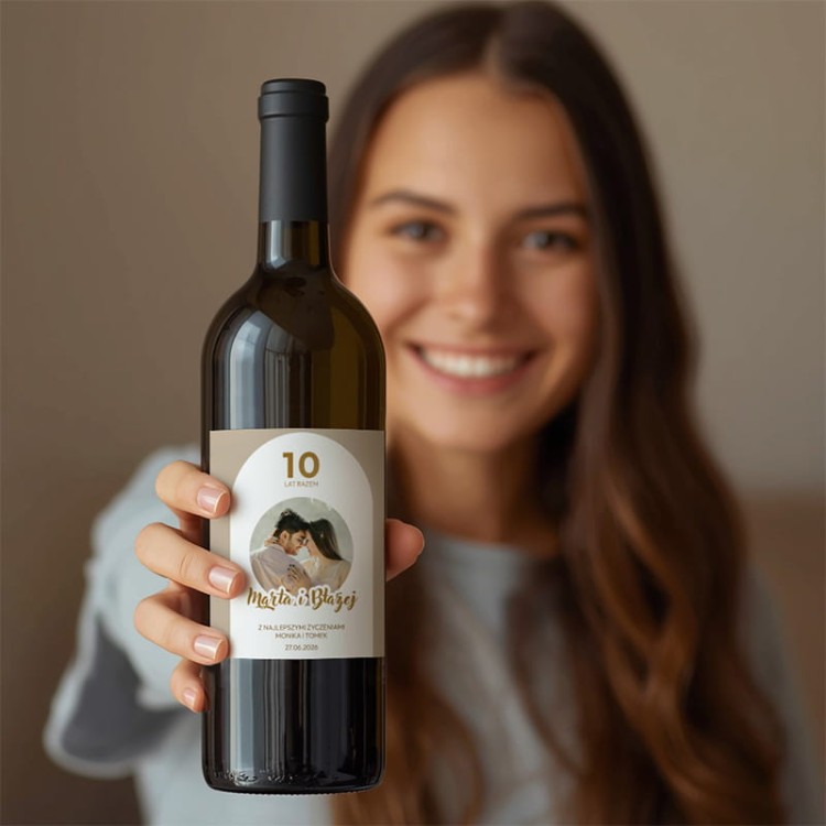 prezent-na-rocznice-slubu-etykieta-na-wino