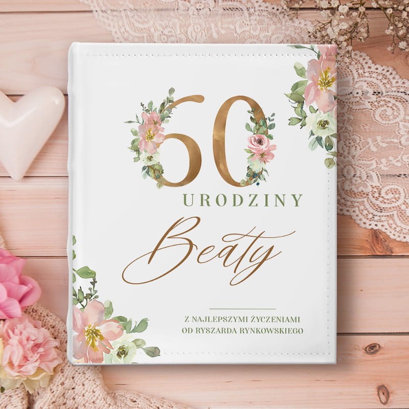 Personalizowany album na zdjęcia jako prezent urodzinowy dla kobiety