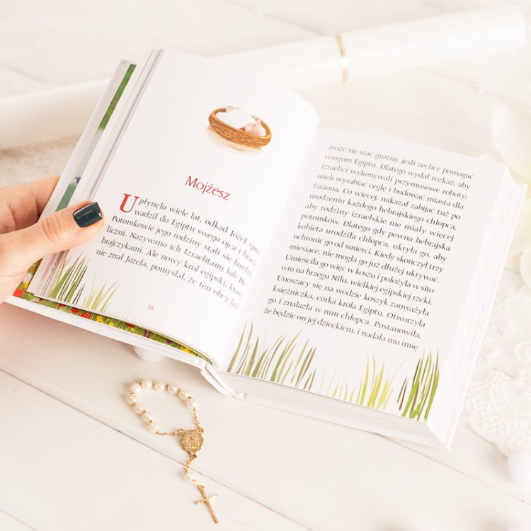 Biała Biblia na Chrzest z grafiką dziecka i datą uroczystości