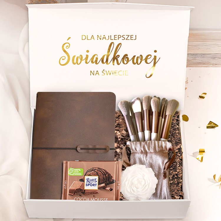 ekskluzywny-zestaw-dla-swiadkowej-ze-zloceniem.jpg