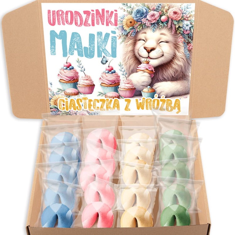 Słodki poczęstunek dla gości zapakowany w pastelowe opakowanie z personalizacją.