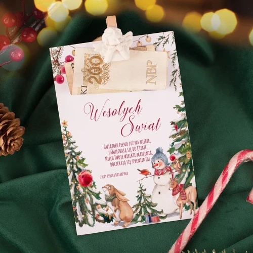 Estetyczny-zestaw-na-prezent-swiateczny-z-kartka-i-siankiem-w-pudelku..webp
