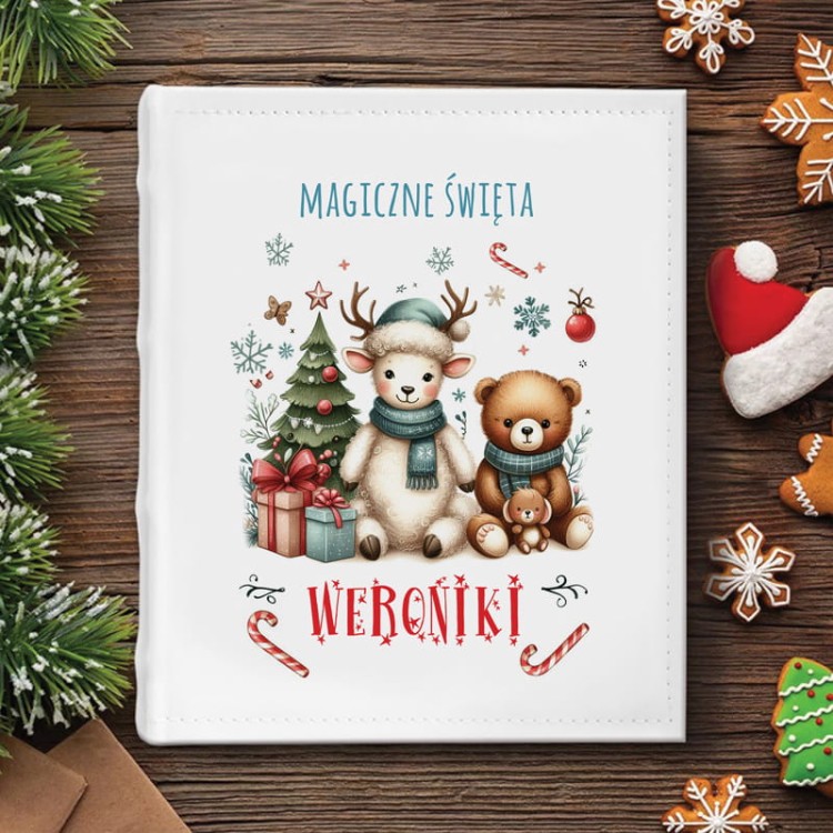 Personalizowany świąteczny album dla dziecka z imieniem i grafiką misia