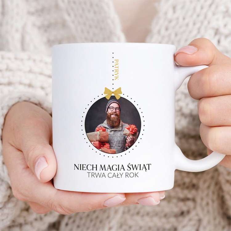 Kubek świąteczny z personalizowanym zdjęciem i imieniem