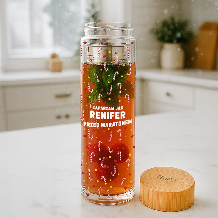 Szklany bidon z zaparzaczem i imieniem jako świąteczny prezent dla bliskiej osoby.