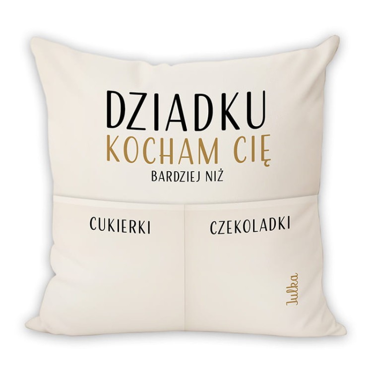 Poduszka z dedykacją i imionami wnuków jako prezent dla dziadka.