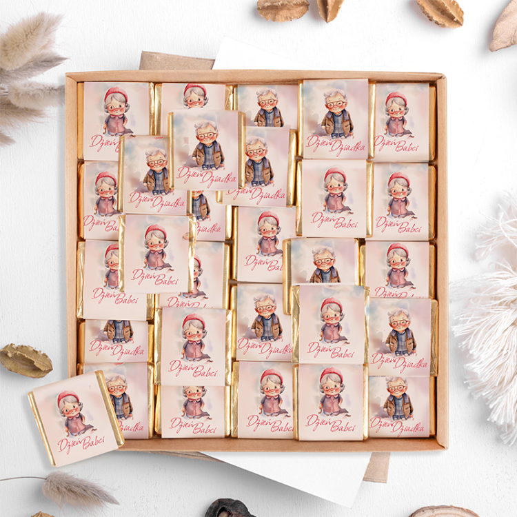 Czekoladki w papierkach z okazji Dnia Babci i Dziadka w zestawie 40 sztuk.