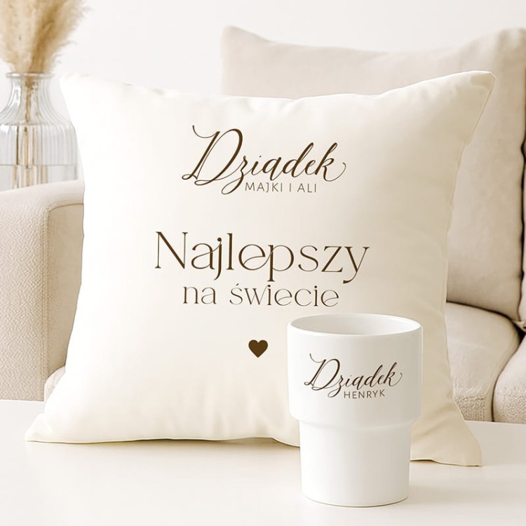 Zestaw w postaci poduszki i kubka dla dziadka na Dzień Dziadka i inne okazje.