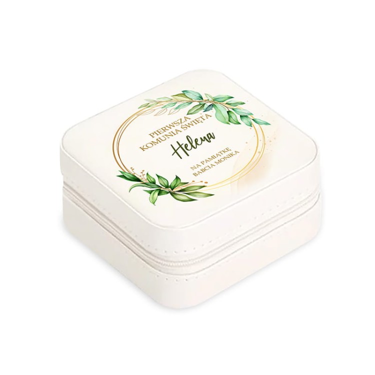 Kremowa szkatułka z dedykacją na prezent komunijny dla dziewczynki
