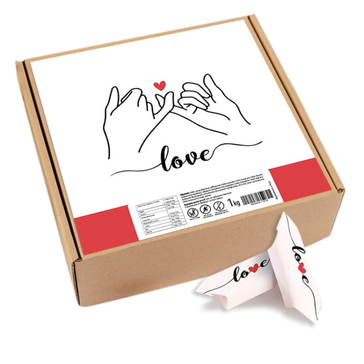 Zestaw krówek w romantycznym opakowaniu z grafiką dłoni