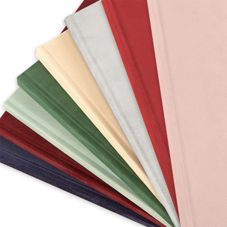 Album welurowy w kolorze okładki do wyboru.