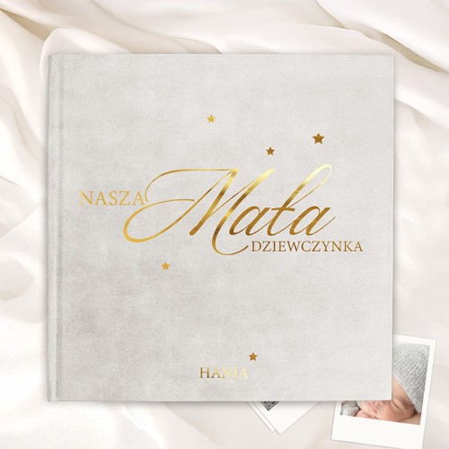 Księga welurowa ze złoceniem na prezent dla dziewczynki.