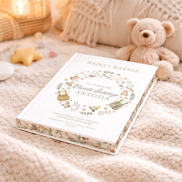 Bajka z barwionymi brzegami na chrzest