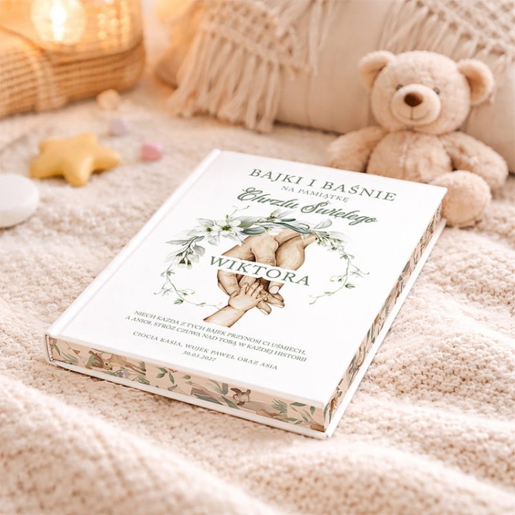 Personalizowane bajki na chrzest z barwionymi brzegami