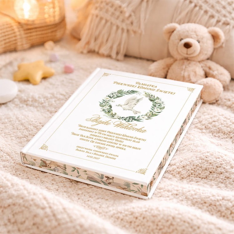 Bajki z barwionymi brzegami na komunie