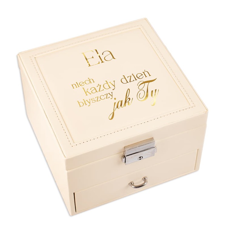 Imienna szkatułka na biżuterię dla dziewczyny