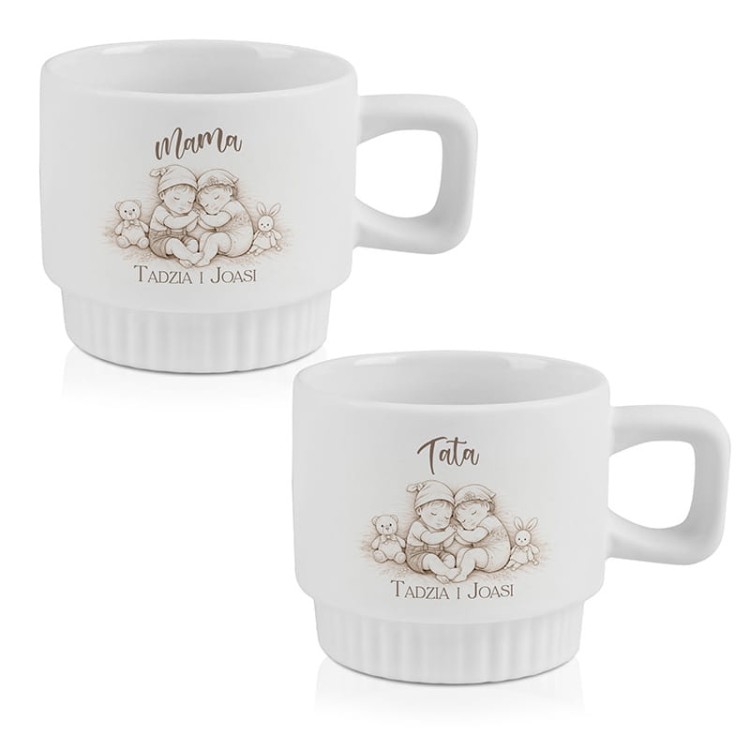 Personalizowane kubki dla rodziców bliźniaków.