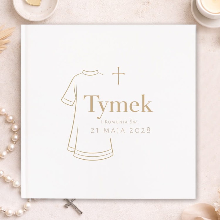 Personalizowana księga gości z Komunii.