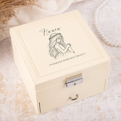 Opakowanie na biżuterię i drobiazgi dla dziewczynki.