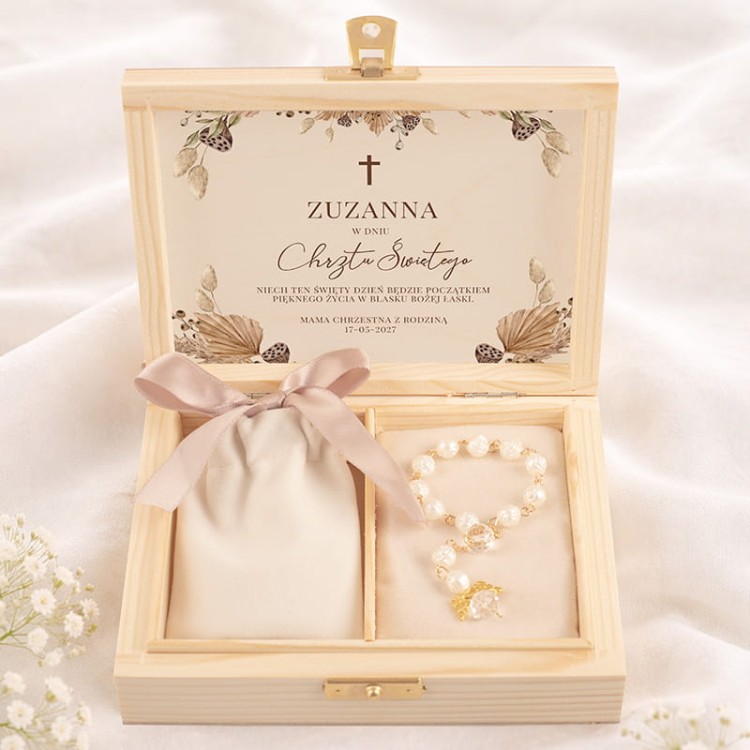 skrzyneczka-z-rozancem-chrzest.jpg