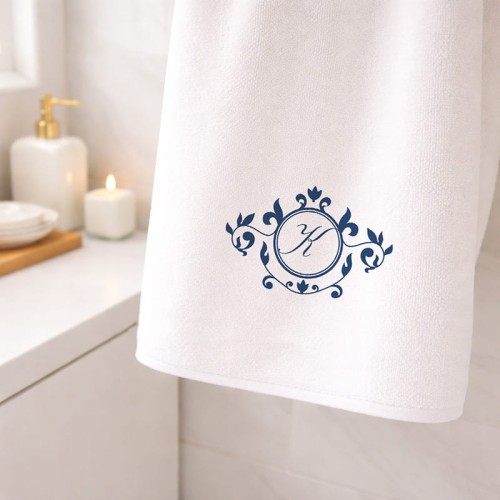 Ręczniki dla pary z inicjałami.