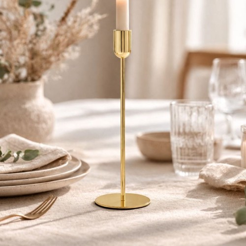 złoty świecznik metalowy dekoracja stołu