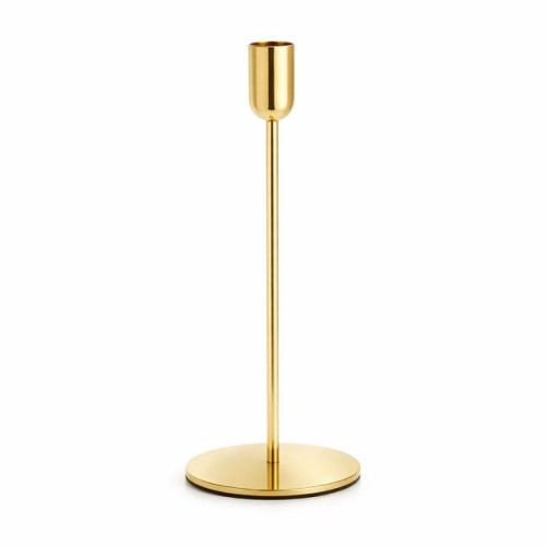 świecznik metalowy złoty na białym tle