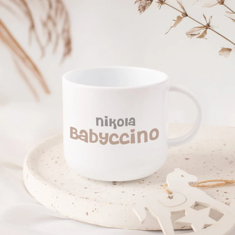 Lekki kubek dla dziecka do kakao mleka i herbaty z personalizacją.