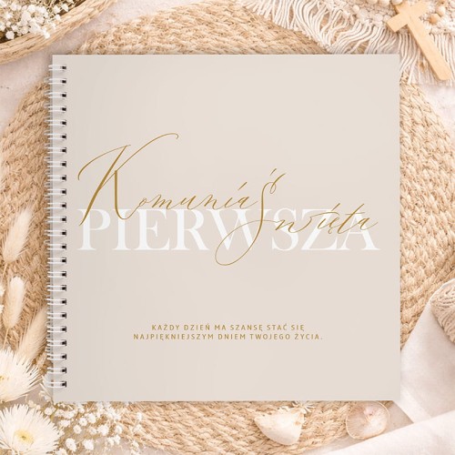 Księga komunijna z ankietami jako zabawa dla gości.