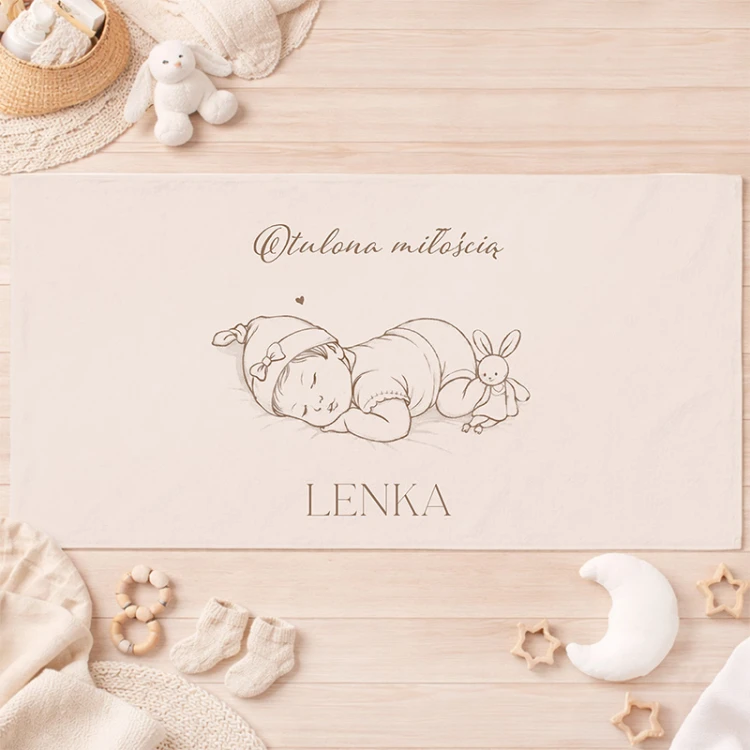 Ręcznik z imieniem dla dziewczynki. Personalizowany ręcznik na narodziny.