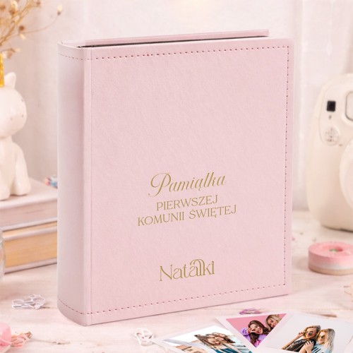 Personalizowany album na Komunię dla dziewczyny.