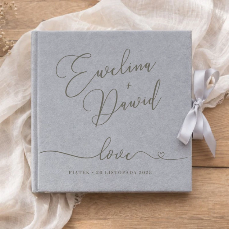 elegancki album dla pary z imionami