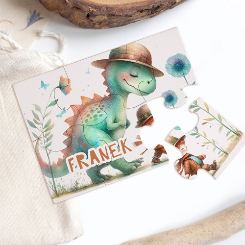 Puzzle dla miłośnika dinozaurów z imieniem. W komplecie woreczek.