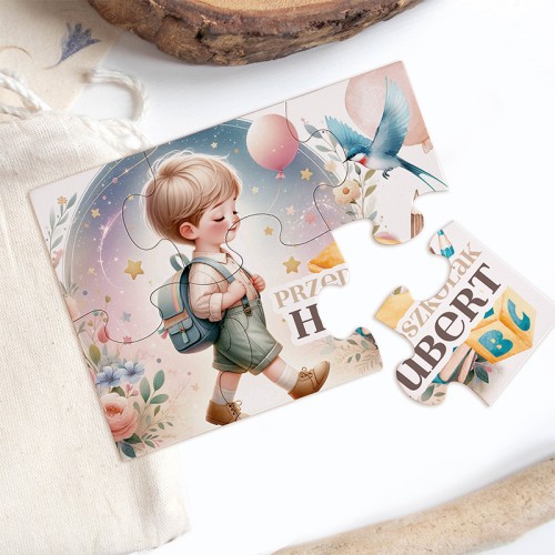 Puzzle dla przedszkolaka. W zestawie worek do pakowania puzzli.