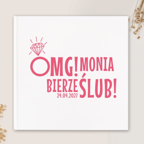Album na wieczór panieński z personalizowaną okładką.
