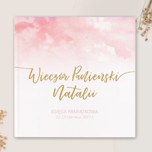 Księga z różowym motywem na panieński. Personalizowana okładka.