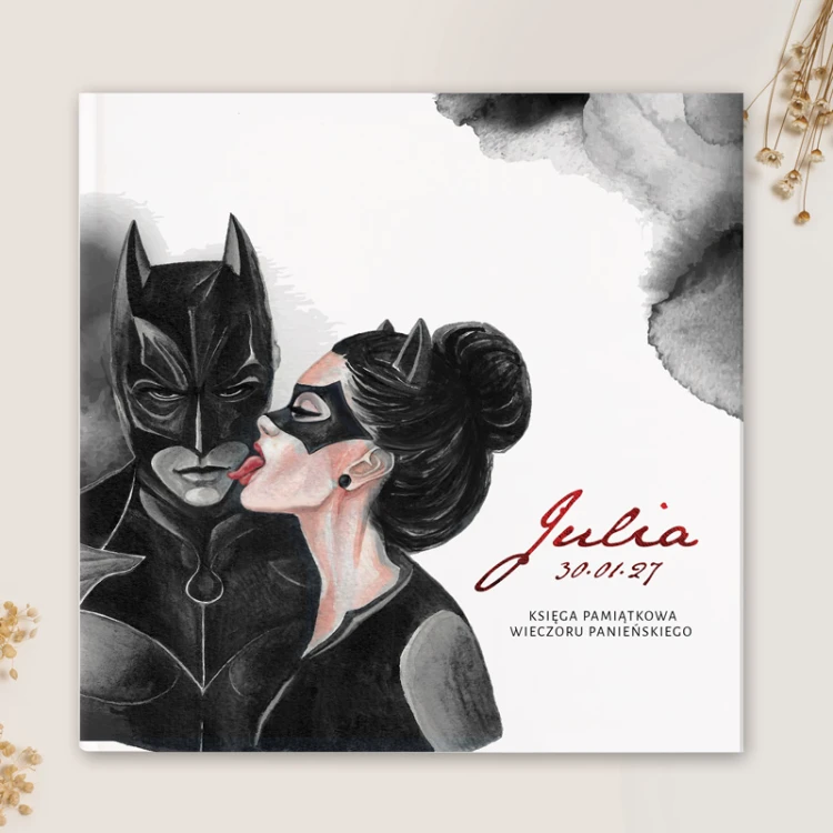 Księga na panieński z motywem catwoman i batmana.