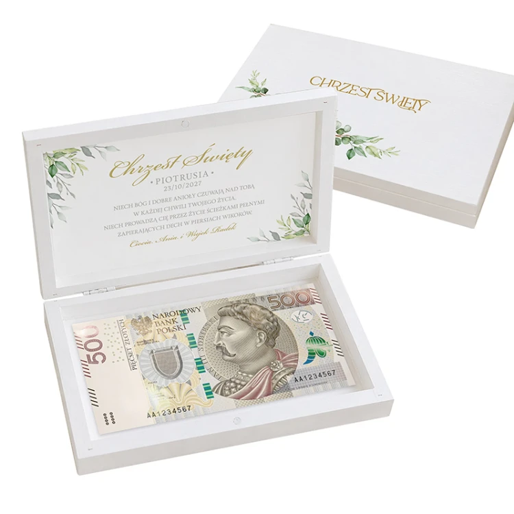 Personalizowane drewniane opakowanie na pieniądze na Chrzest.