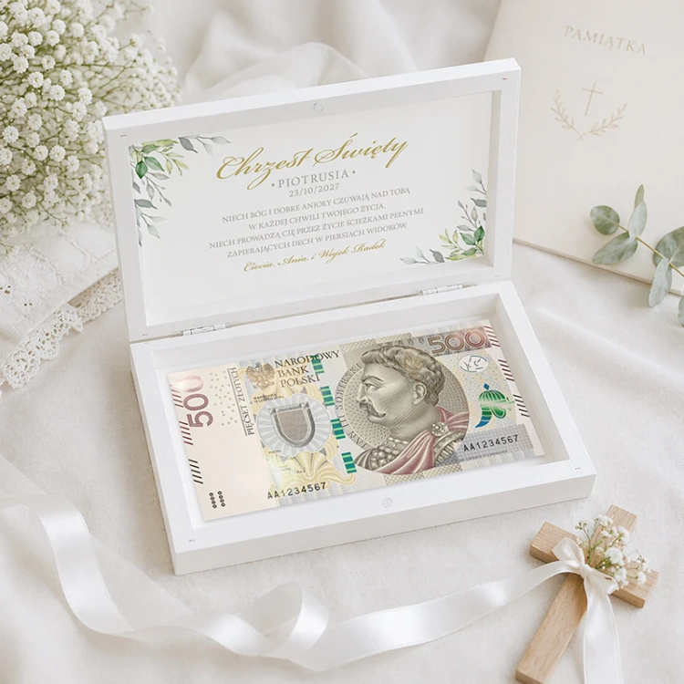 Personalizowane drewniane opakowanie na pieniądze na Chrzest.