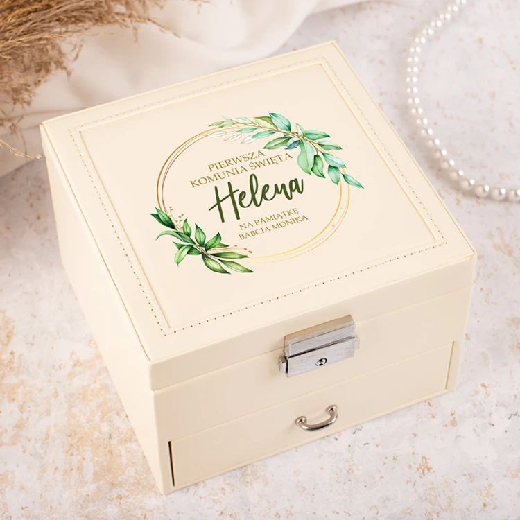 szkatułka na biżuterię komunia dziewczynki z imieniem elegancka