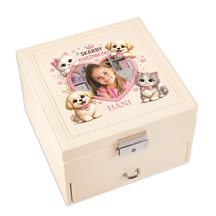 Personalizowana szkatułka na biżuterię. Prezent dla dziewczynki ze zdjęciem.